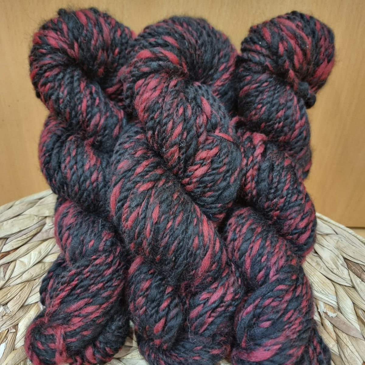 Shivas Vlies - Handversponnen: 60% Alpaka 40% Wolle Garn (80m/100g)