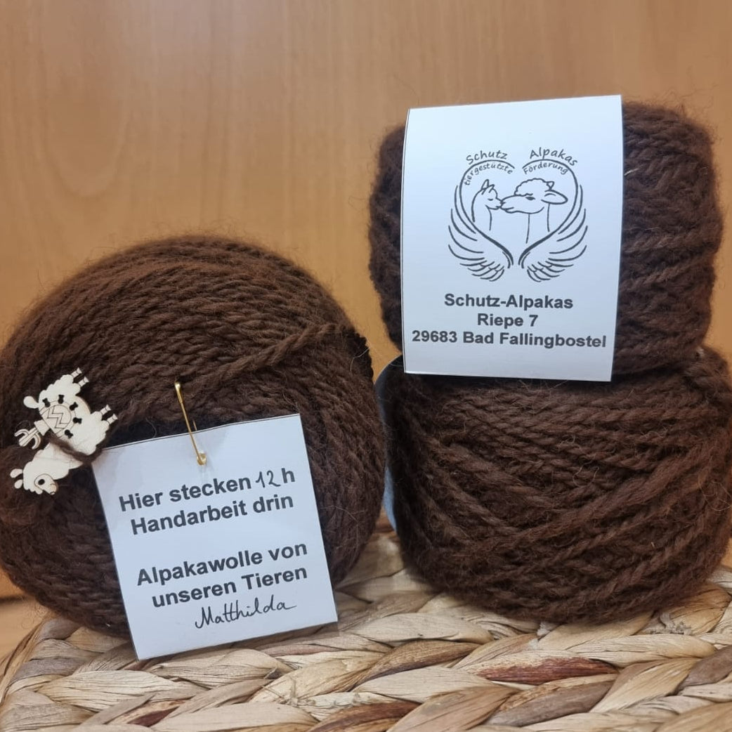 Mathildas Vlies – Handversponnen: 100% Alpaka-Garn (150m/100g)