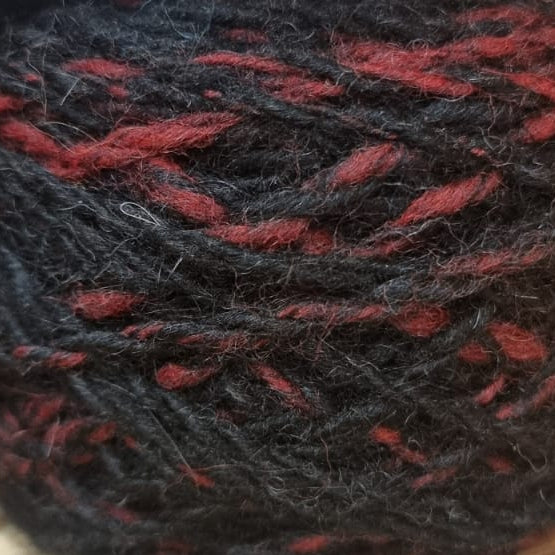 Shivas Vlies - Handversponnen: 80% Alpaka 20% Wolle Garn (80m/100g)